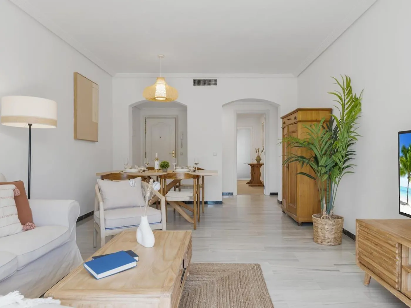 Banus Rentals- 1º Linea Playa Марбелья 0*,  Испания